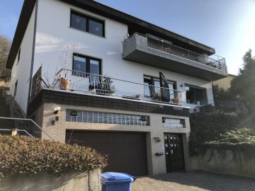 Dreifamilienhaus mit Fernblick und Ausbaupotenzial, 53579 Erpel, Mehrfamilienhaus