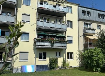 Sanierungsbedürftige, klassisch geschnitten Dreizimmerwohnung mit Wohnküche und Gartenmitbenutzung., 50827 Köln / Bickendorf, Etagenwohnung